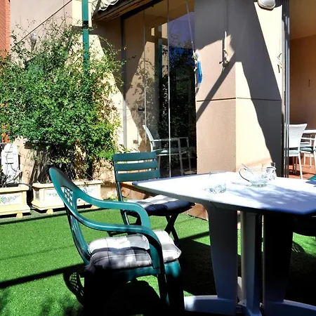 Darsena Planta Baja Con Jardín, Frente Al Puerto Náutico * Dénia